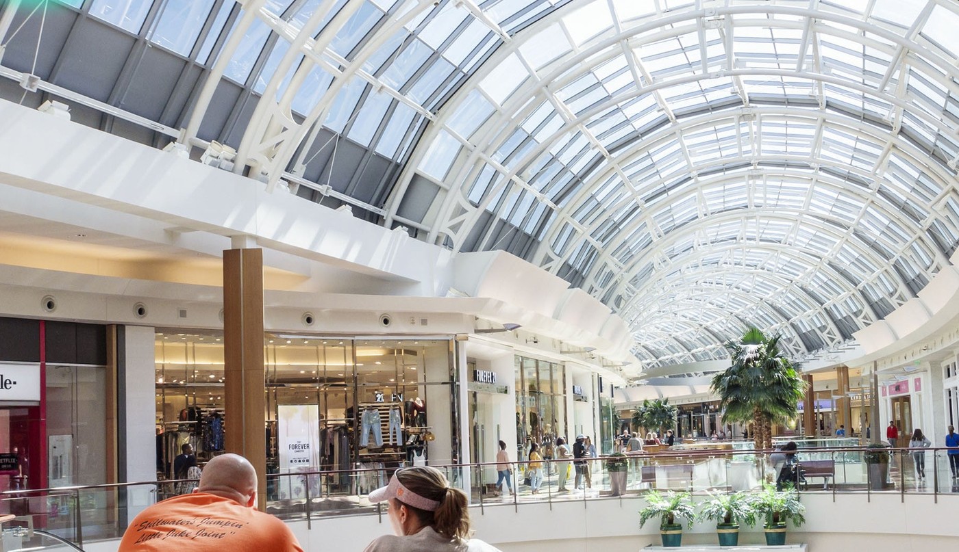 Shopping center atrium